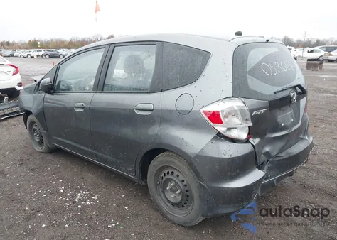 2013 Honda Fit z USA, uszkodzony, nr VIN JHMGE8G35DC053648